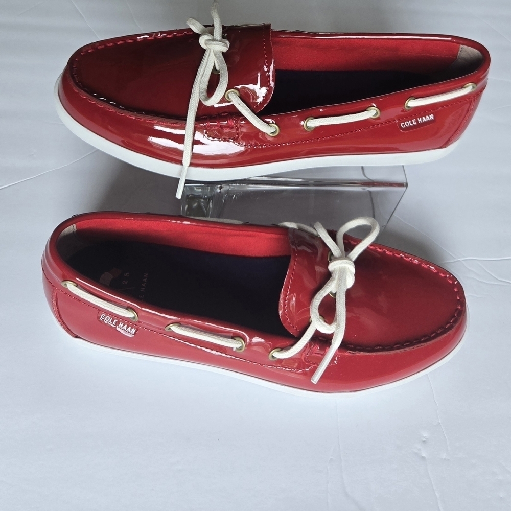 Cole Haan NWOT Glossy Red Loafers Shoes. SIZE 8 1/2